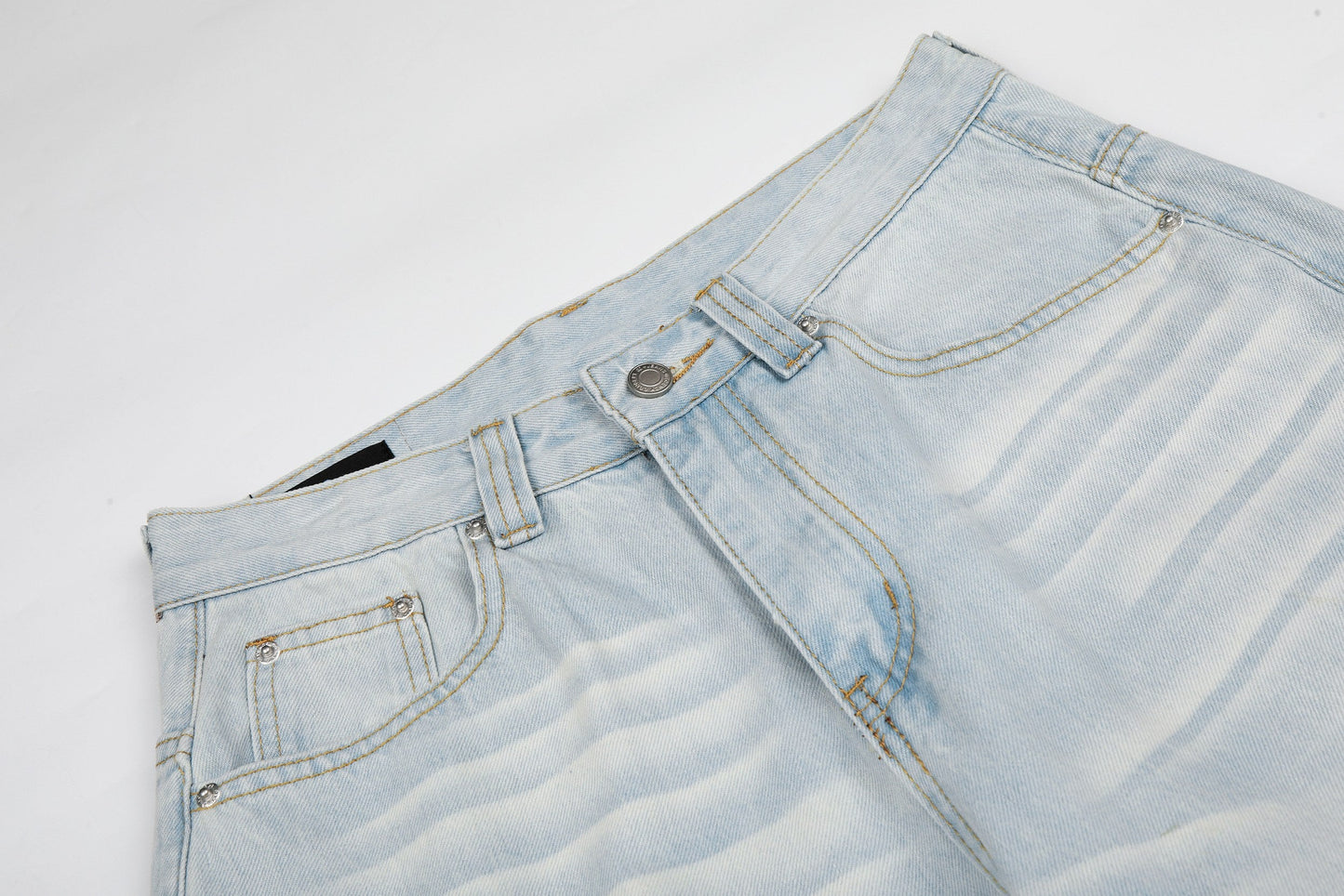 CapCabin “Ice Wash Wide Denim”
