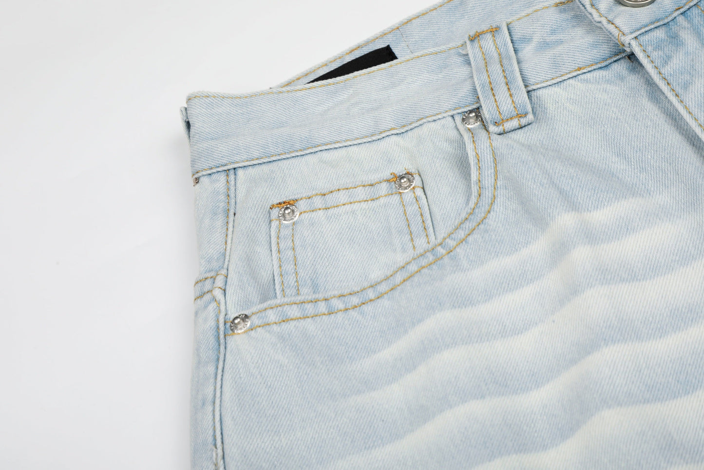 CapCabin “Ice Wash Wide Denim”