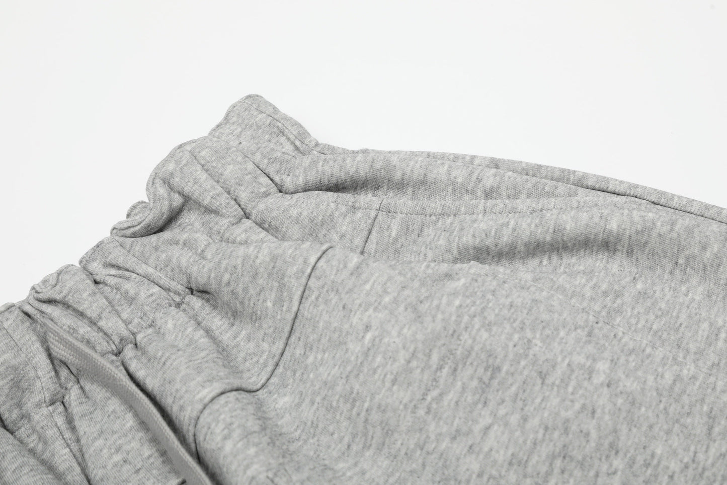 CapCabin “Minimal Lounge Wide Shorts”