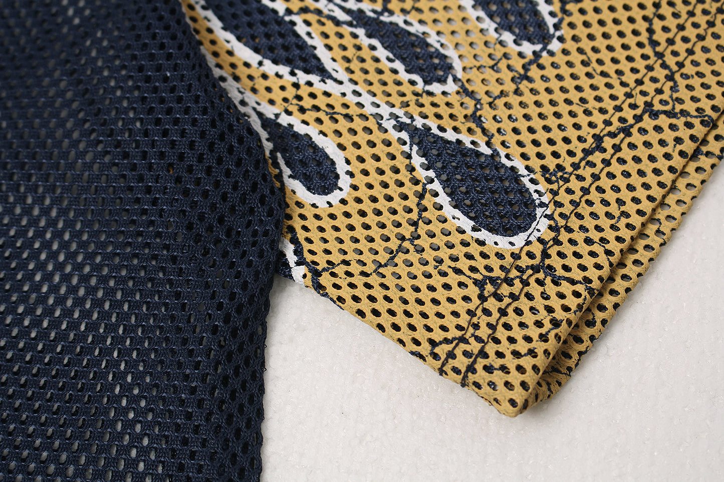 CapCabin Strength 25 Mesh Jersey