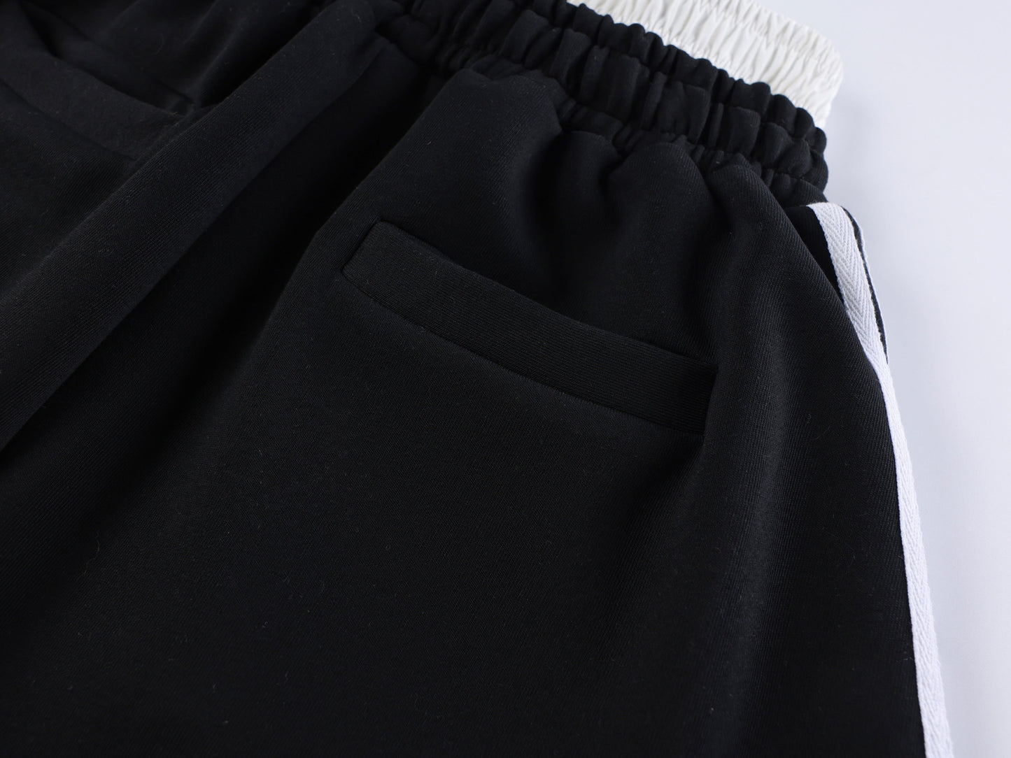 CapCabin Barcode Graphic Wide-Leg Pants