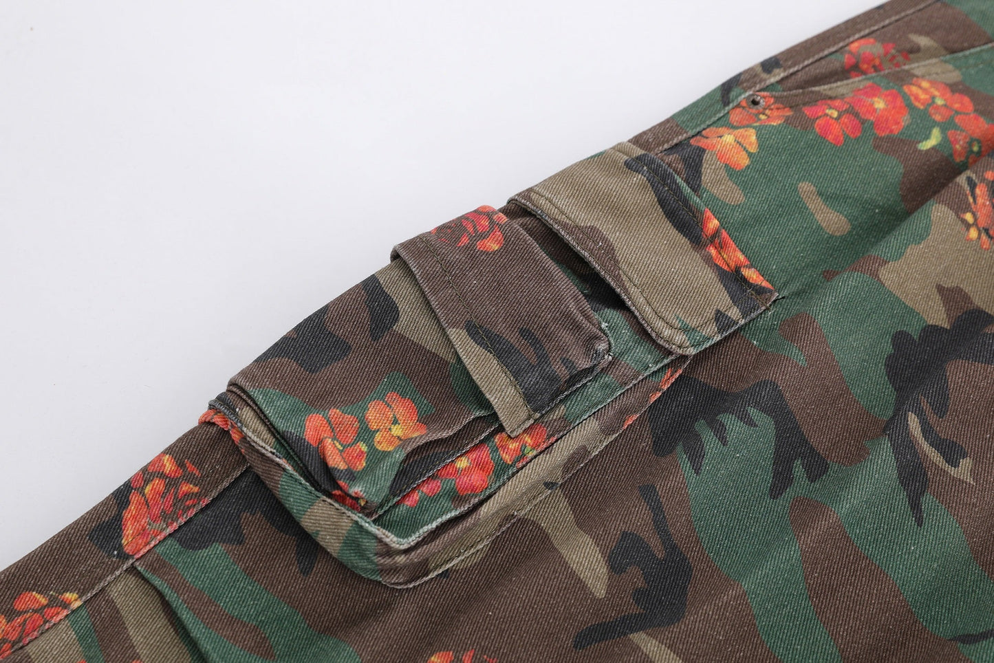 CapCabin “Floral Camo Cargo Shorts”
