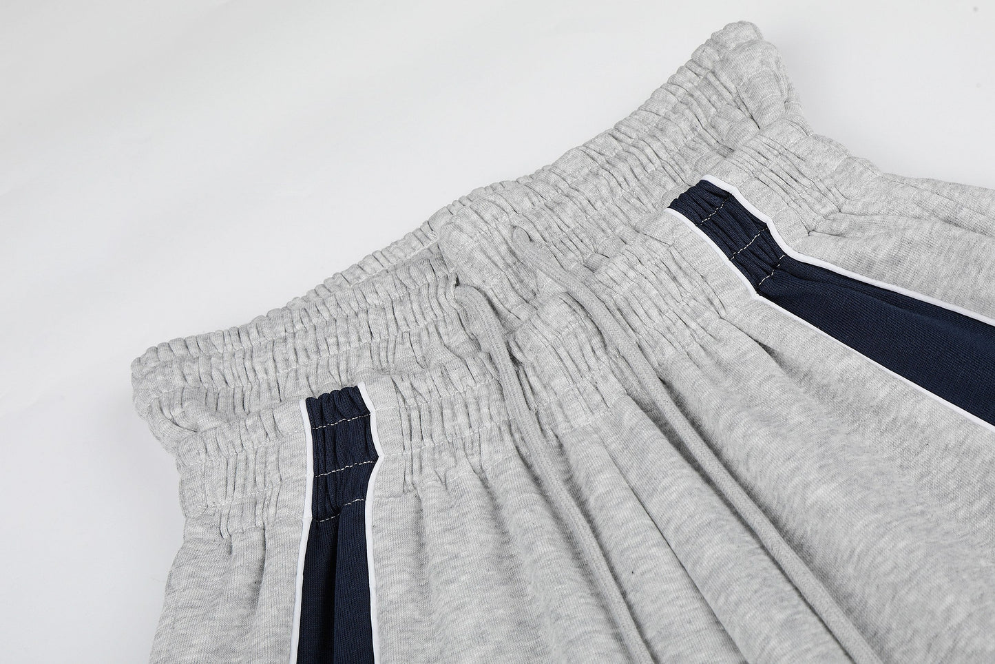 CapCabin Retro Crest Panel Sweatpants