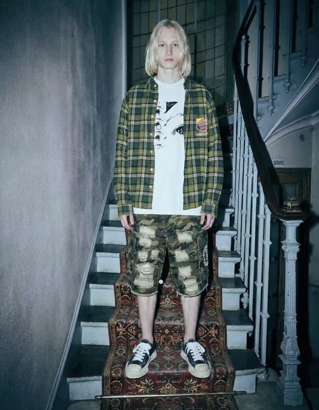 Vintage Plaid Graphic Long Sleeve Shirt