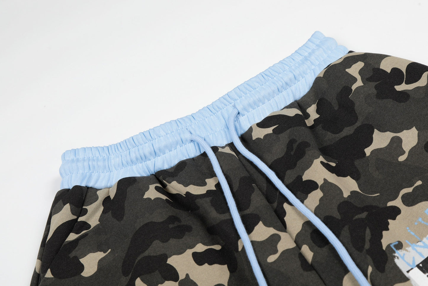 CapCabin Graphic Camo Wide-Leg Sweatpants